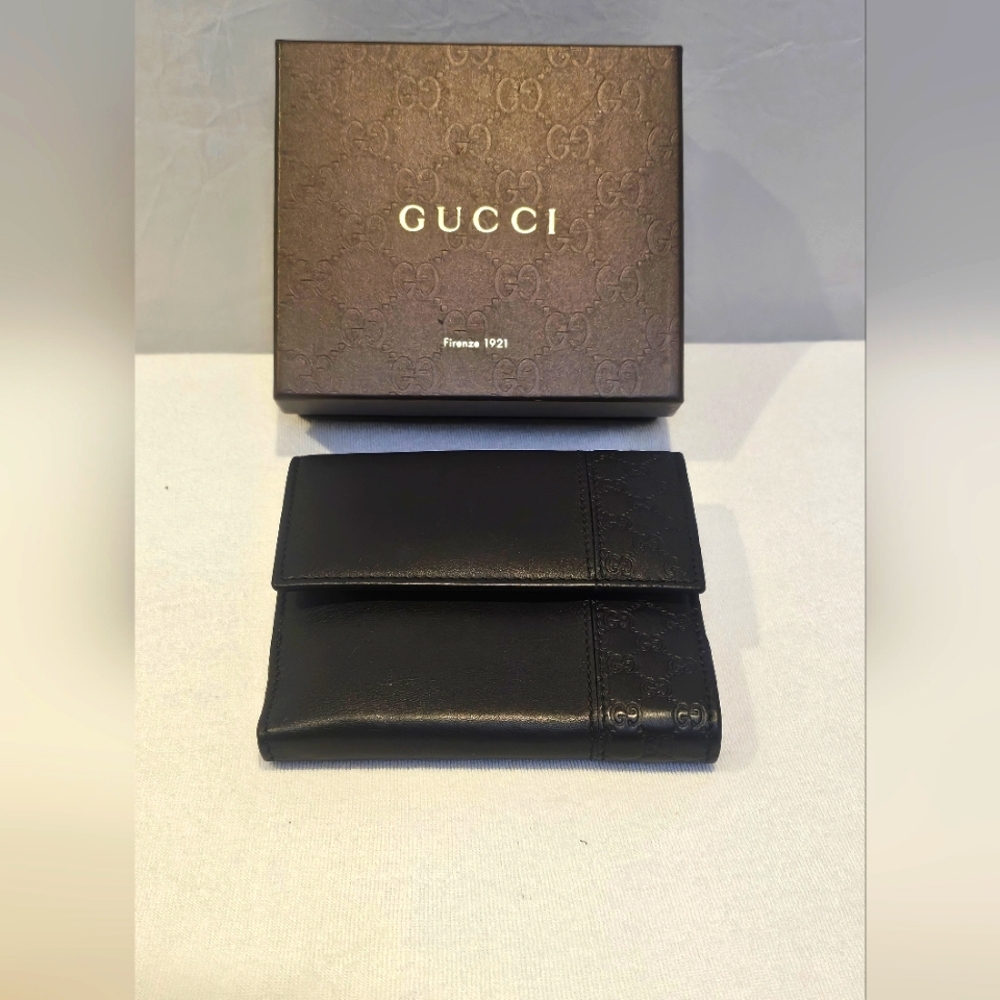 GUCCI- Authentic Brand New Leather Bifold French Flap Wallet